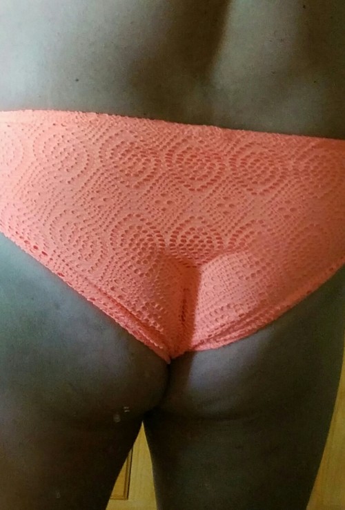 stevediapered:Time to go swimning