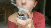 thekushbeauty:  pipe smoker