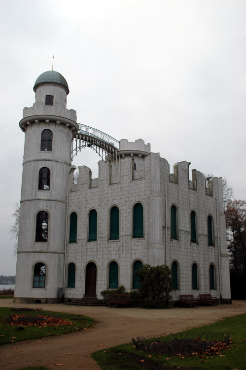 thatswhywelovegermany:Castle on Peacock Island (Pfaueninsel), BerlinThe first activities of the Bran