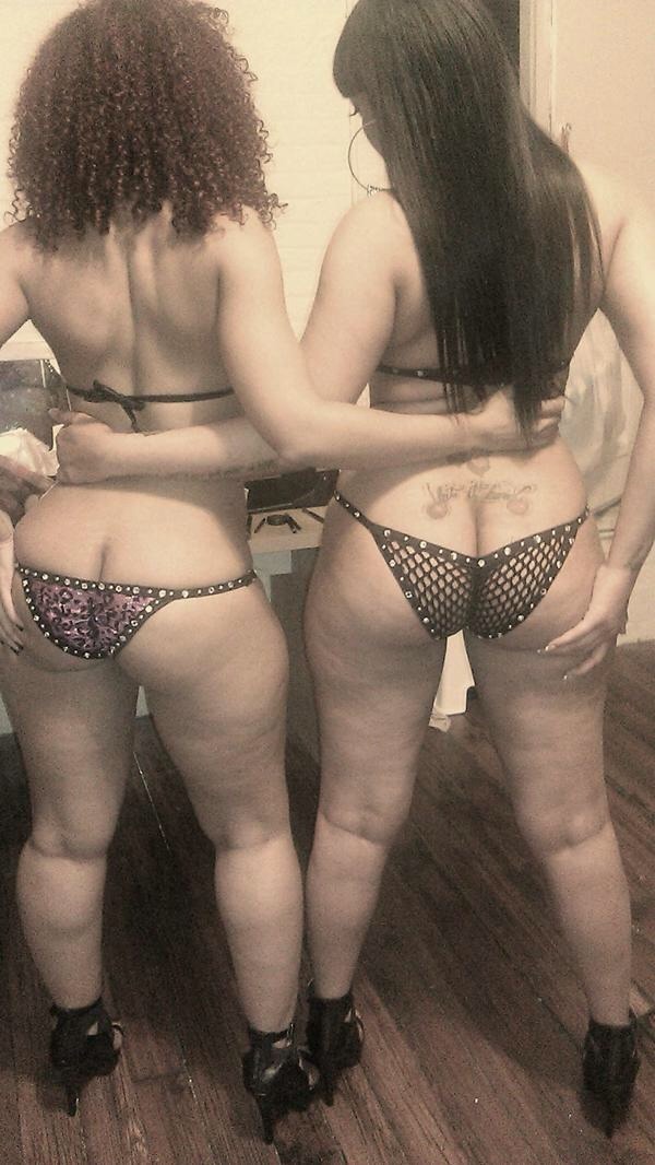 pookaluvcurves:  Pookaluvcurves..achontishanise..but her sister looking Gud too
