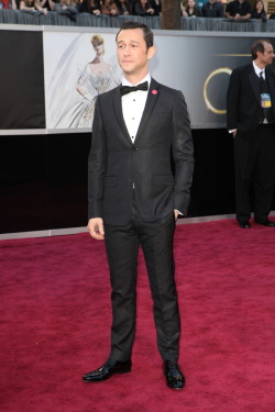 jglnews:  Joseph Gordon-Levitt at the Oscars