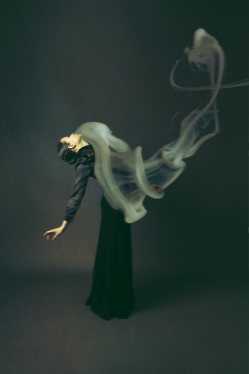 nevver: Her smoke rose up forever, Josephine Cardin For those who wish to know what smoky, oil slick