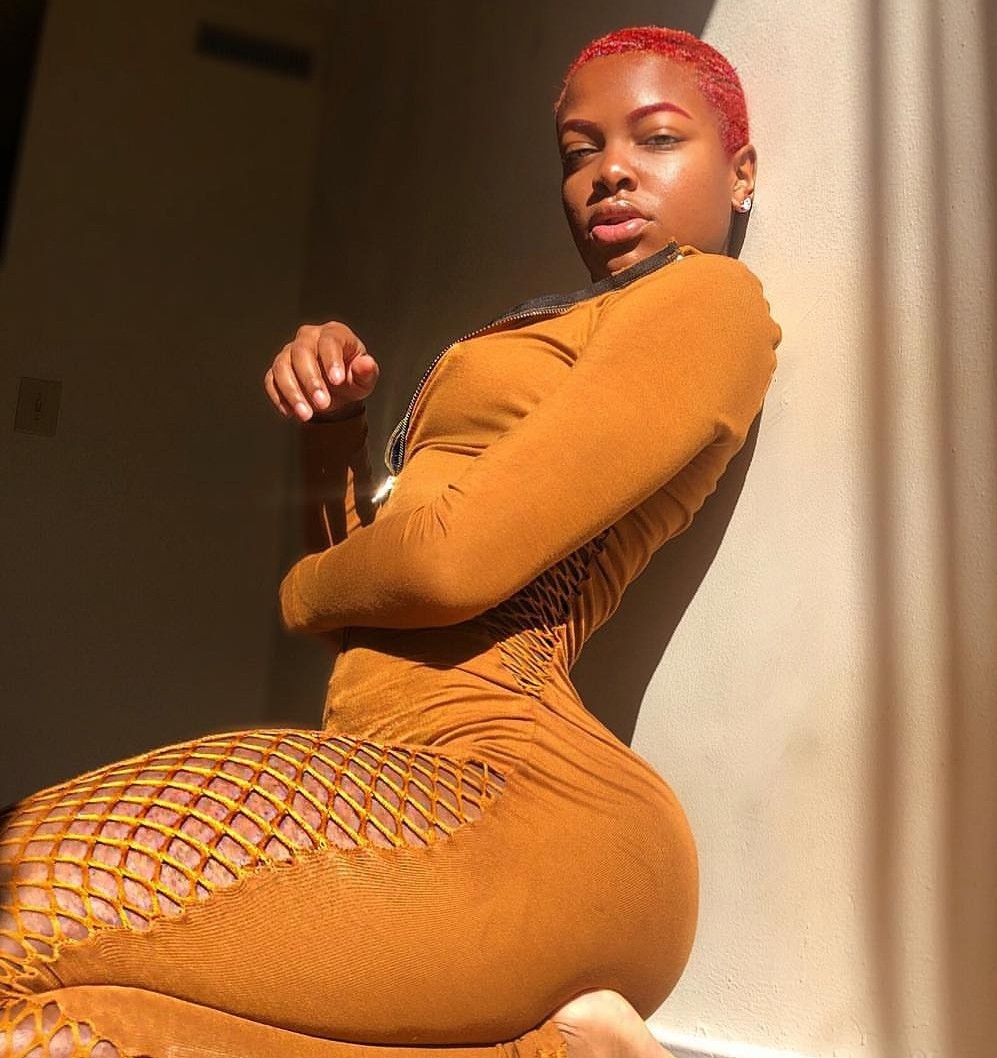 kingjazziedad:  DeliciouslySexy. CurvyLicious. BootiDelicious Ma Gorgeous Ms Enly10Me