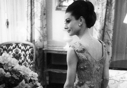 missingaudrey:    Audrey Hepburn at The Ritz, Paris, 1964     ❤️