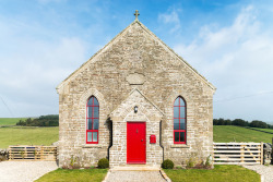 asylum-art-2:  Church to Airbnb by Evolution Design  Chapel on the Hill is a Gothic-style old church located in Forest-in-Teesdale, England and  surrounded by pasture and rolling hills. The transformation from  crumbling church to Airbnb weekend getaway