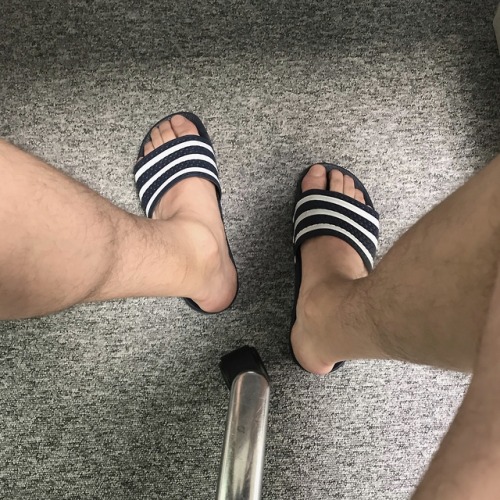 More photos of my feet:  http://FeetLoverCH.tumblr.comFollow me on Instagram: http://instagram.com/f