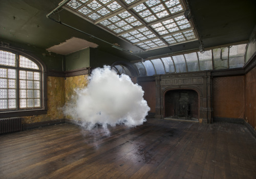 cerceos: Berndnaut Smilde - Nimbus