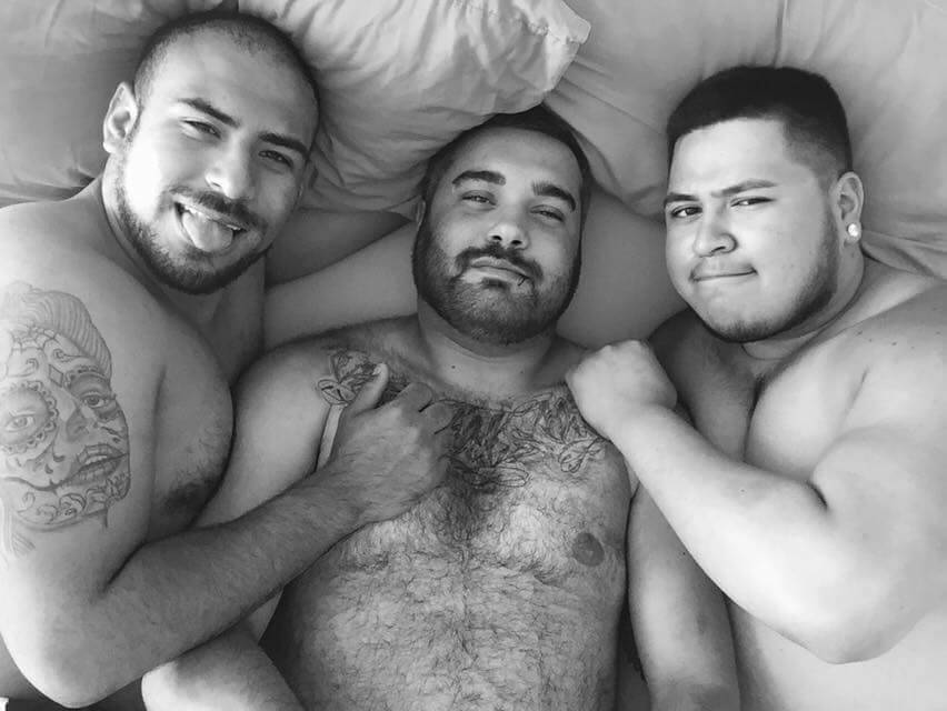 boydonick:  I love being in the middle of these guys! Everyone meet my new(old) partner!