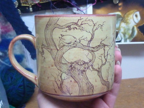 vincents-crows:I love my new mug!! It’s by Chase Benjamin Ceramics, with a decal that I drew. Now I 