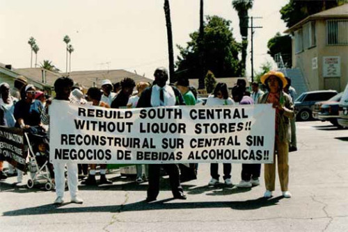 celtic-tactical: fuckyourguncontrol: johnniegoods: L.A. Riots (1992) NEVER FORGET ROOF KOREANS &ldqu