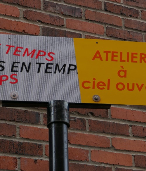 Atelier à ciel ouvert dans le qaurtier chinois et près de l’hôtel de ville. À Montréal