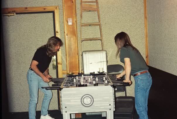 NO FELIPING: los discos de AC/DC de peor a mejor - Página 3 Tumblr_pomh0dsuHH1v4t0nc_640