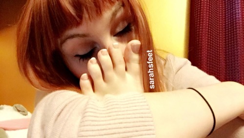 sarahsfeet:I love to smell and cuddle my feet after a day out! ☺️❤️ www.sarahsfeet.comClick h