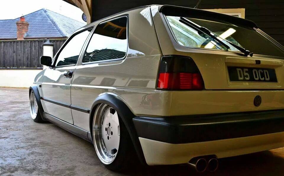 livinzlyfe:  fuckyeahmk2s:  Another UK Mk2 killin it!  PSA to all Americans:quit
