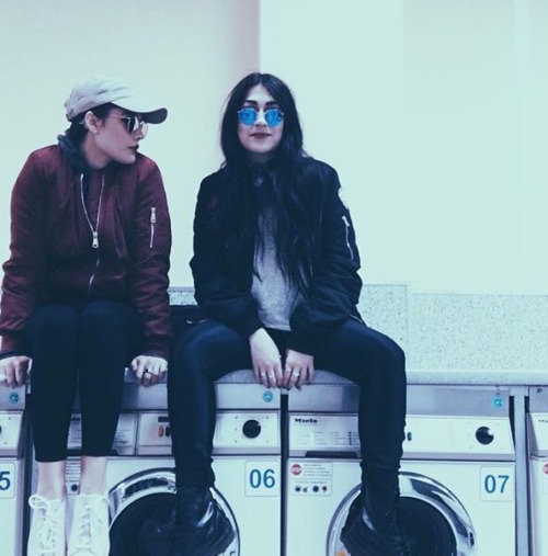 twdhalsey:  The girls hanging out in the laundry mat in Cologne , Germany . Halsey and Jenna 1/3/201