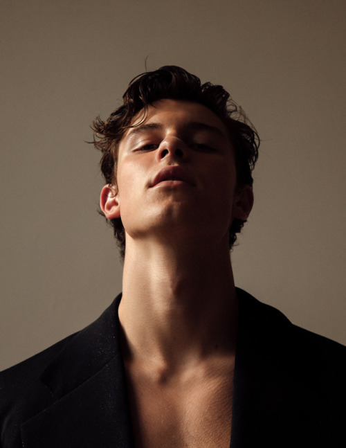 meninvogue:Shawn Mendes photographed by Paul Phung for Clash magazineTHIS POST WAS REBBLOGED FOR ME 