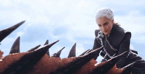 isabelasass:                                                         .dracarys.