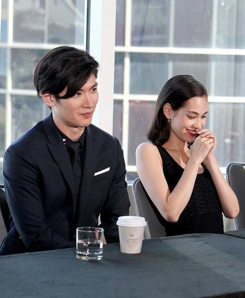 fuku-shuu:  Photos and footage from the July 15th, 2015 press conference for the SnK Live Action Film with producer Sato Yoshihiro, Miura Haruma (Eren), Mizuhara Kiko (Mikasa), and director Higuchi Shinji!Also another video of red carpet footage from