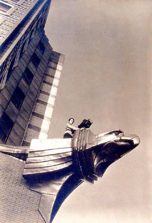 frenchcurious:Margaret Bourke White on the Chrysler Building in 1931. - source Art Deco.