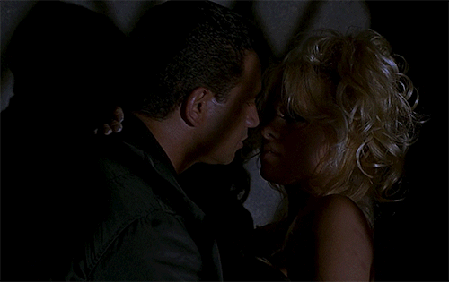 sleepwithacommunist:TEMUERA MORRISON and PAMELA ANDERSON in Barb Wire (1996)