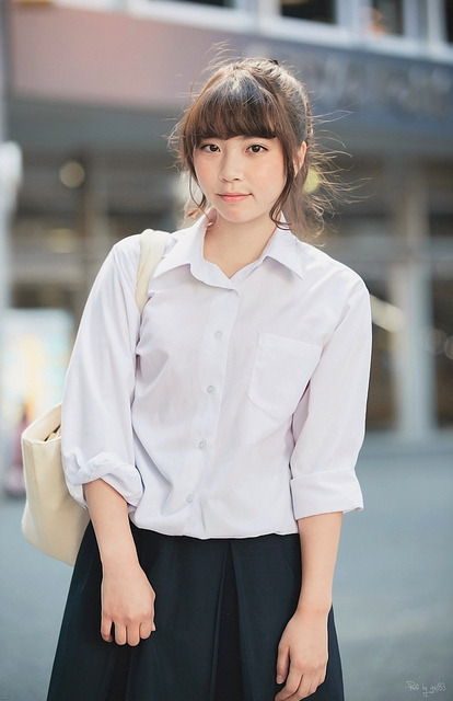 High School Student (女子高生) by igh-033 on Flickr.