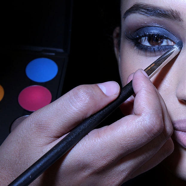 maccosmetics:  Backstage at Anju Modi, India Couture Week 