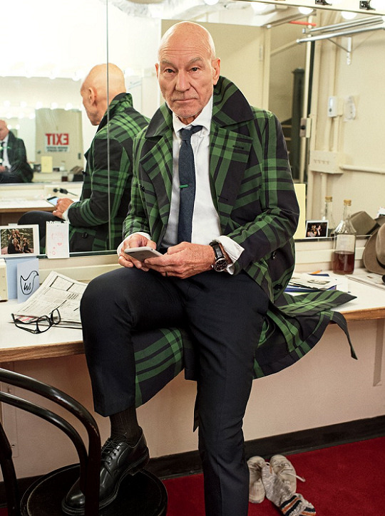 fuckyeahsirpatrickstewart:Patrick Stewart Will Look Great Forever