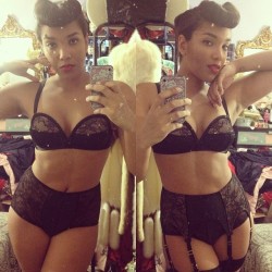 killerkurves:  ashleeta:  My 2nd …or 3rd  Full Set of Von Follies Lingerie From Dita Von Teese 