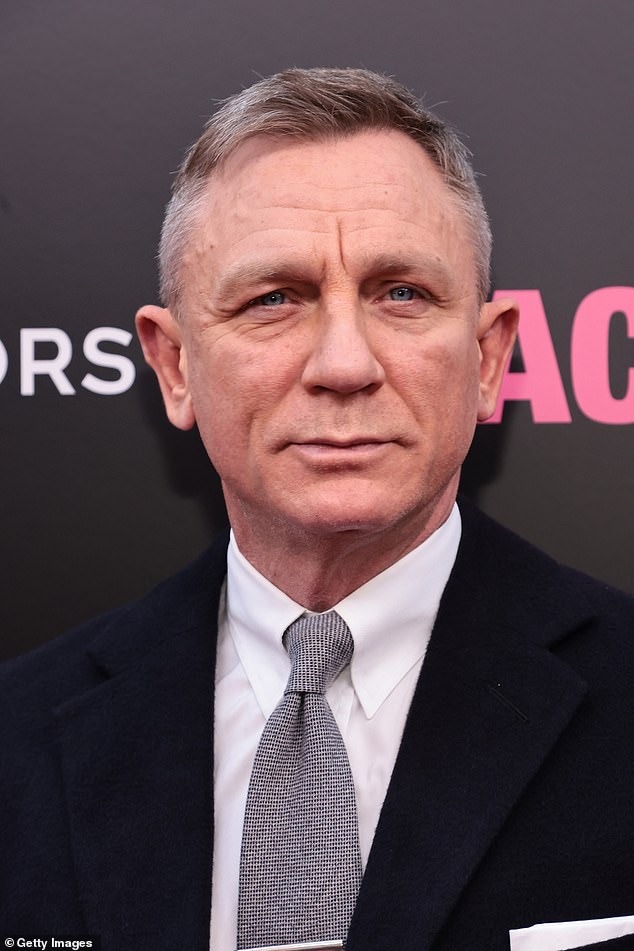 I ️ Daniel Craig — Just saw Logan Lucky 💙 Daniel Craig really does...