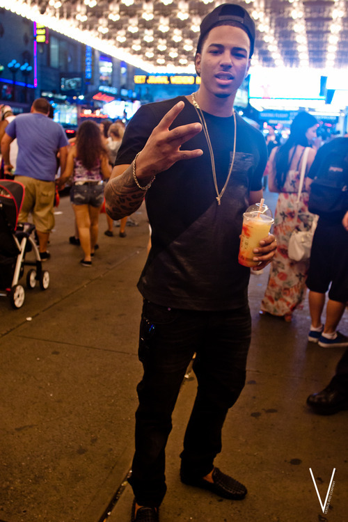 hotrufftrade:  At the McDonald’s in Times Square
