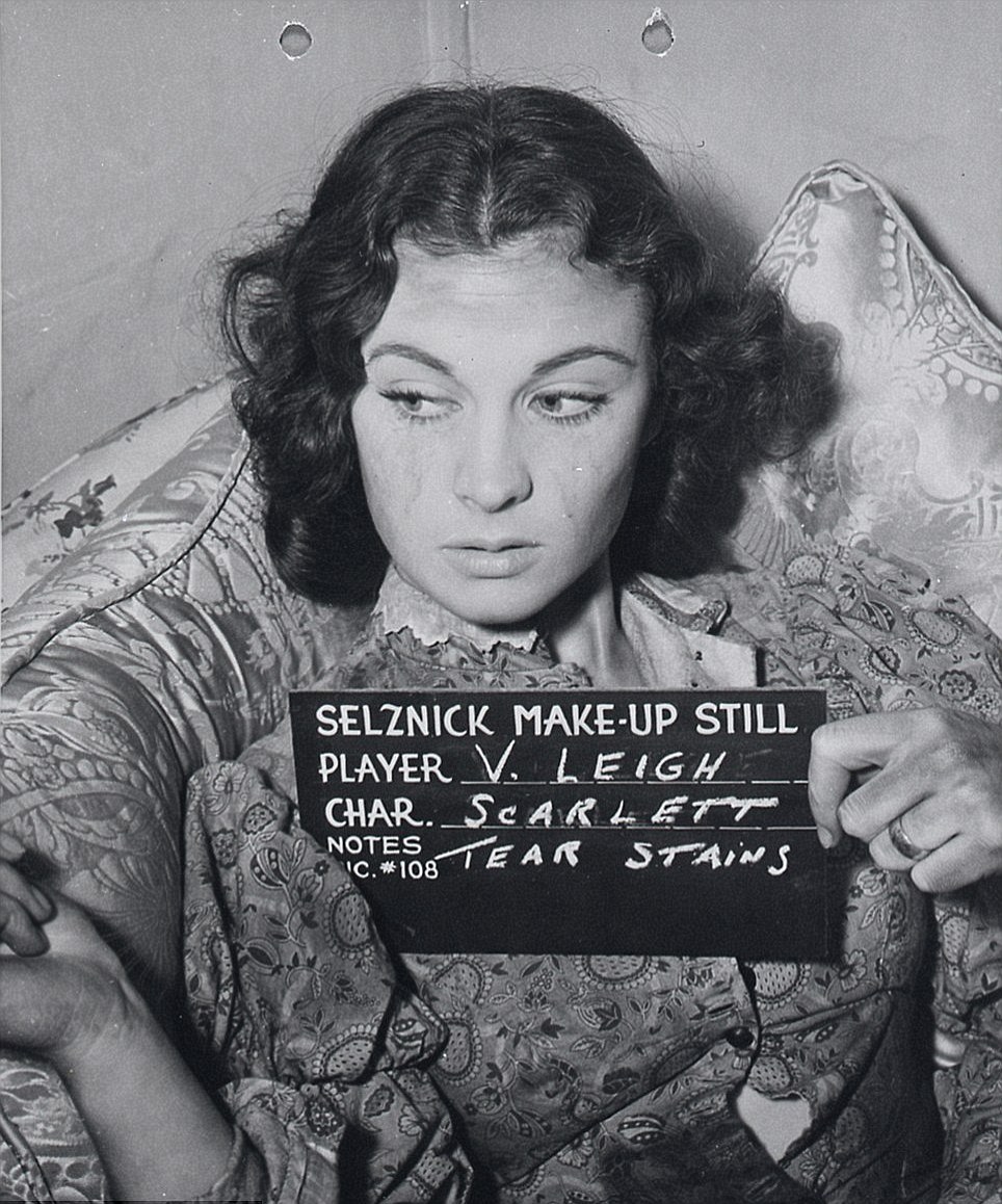  Vivien Leigh, who played Scarlett O’Hara, is seen here testing out tear stains.