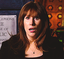 karmaplus:  Doctor Who: Six gifs per episode |  4x1 Partners in Crime