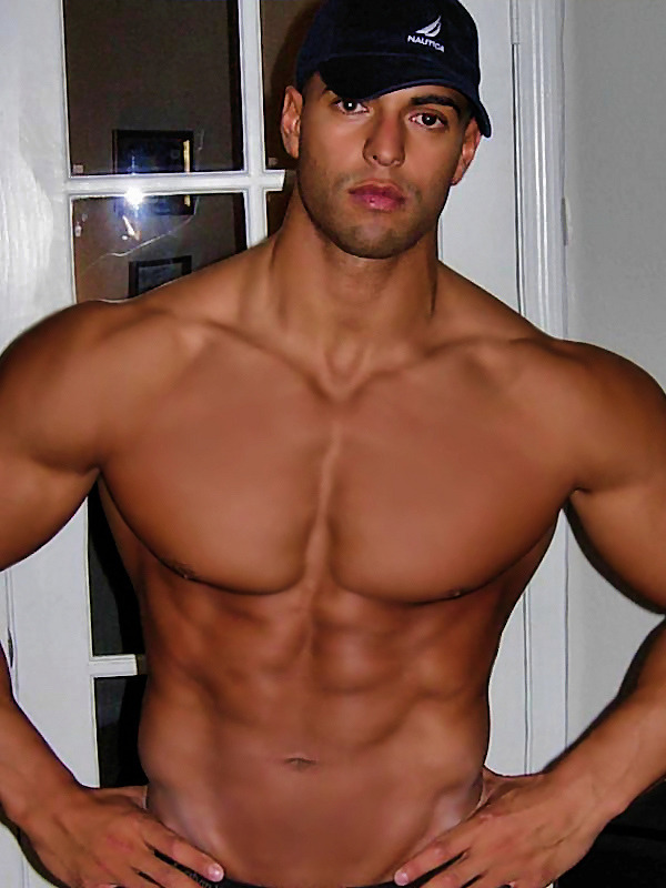 boys-muscles-cocks:  Do you like Muscles, Boys and cocks ? follow http://boys-muscles-cocks.tumblr.com