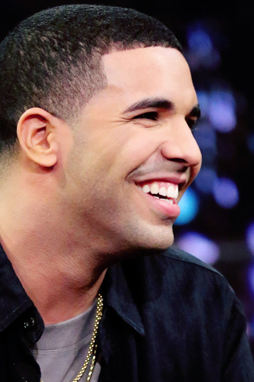 sexiassdude:  Drizzy ;]