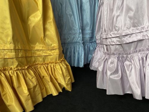 Bespoke 18th c. Petticoats in silk taffeta, made for @gildedagehbo Send us your fabrics for your own