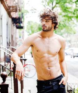 grabyourankles:  Marlon Teixeira