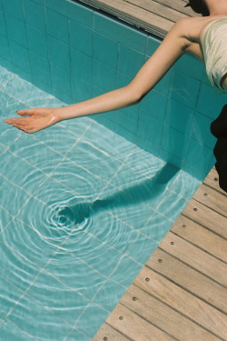 aquaticwonder:  Alina Asmus