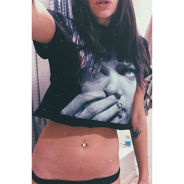 yourmoonbaby:  @lurkhard 😎