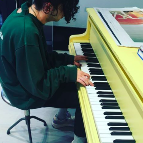slendergraspongrammar:  Matty at the Acne store 3.11.16