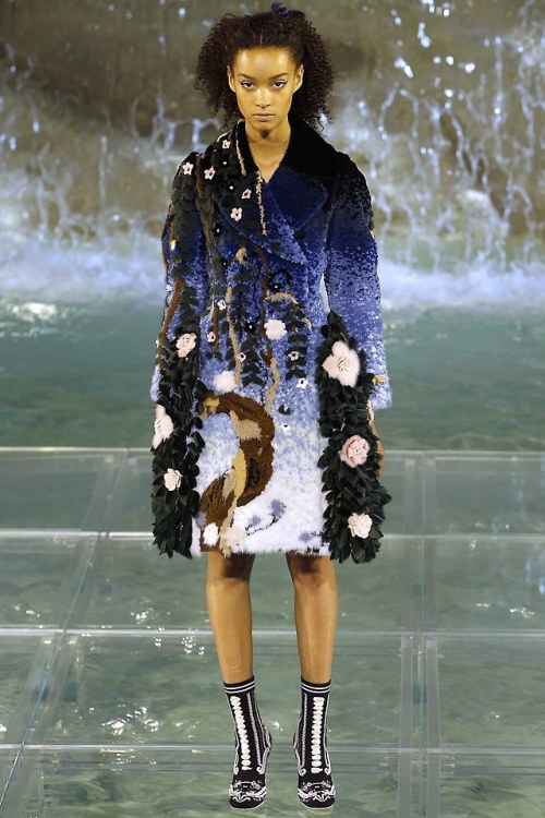 artnouveaustyle - Photos of outfits from Fendi’s Fall 2016...