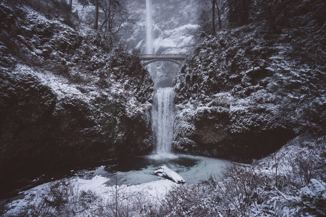 extraordinaryearth: Multnomah Falls, United States I missed it when the Multnomah