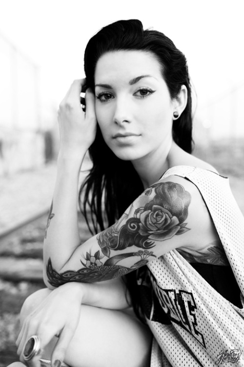 sexytattooedgirls:  www.sexytattooedgirls.co.uk
