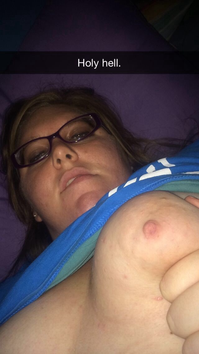 g1989b:  Snapchat slut