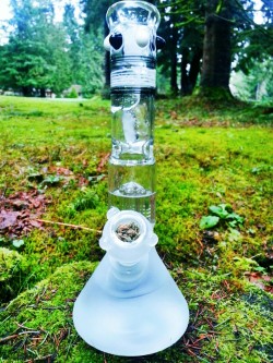 cannabutch:  my baby bong! 