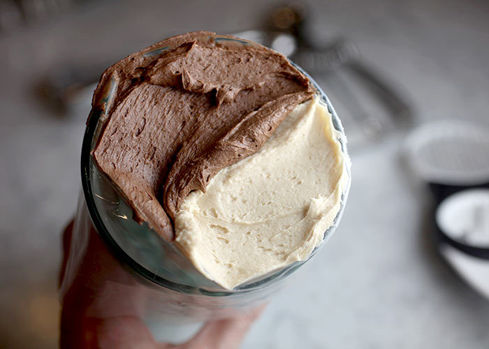 thecakebar:  Chocolate Peanut Butter Swirl Cupcake Tutorial 