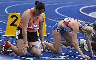 the-exercist:Reclaiming Fitspo: Savannah SanitoaIn August 2009, after failing to qualify in her specialty sport of shot put, Samoan athlete Sanitoa took a wild card entry for the Women’s 100m at the World Athletics Championships in Berlin.Weighing