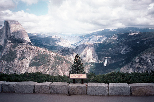 ingelnook:, by Guillermo A. DuránVia Flickr:Half Dome & Yosemite Valley. CA