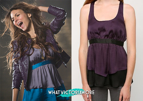 Tee shirt worn by Tori Vega (Victoria Justice) in Victorious (S01E03)