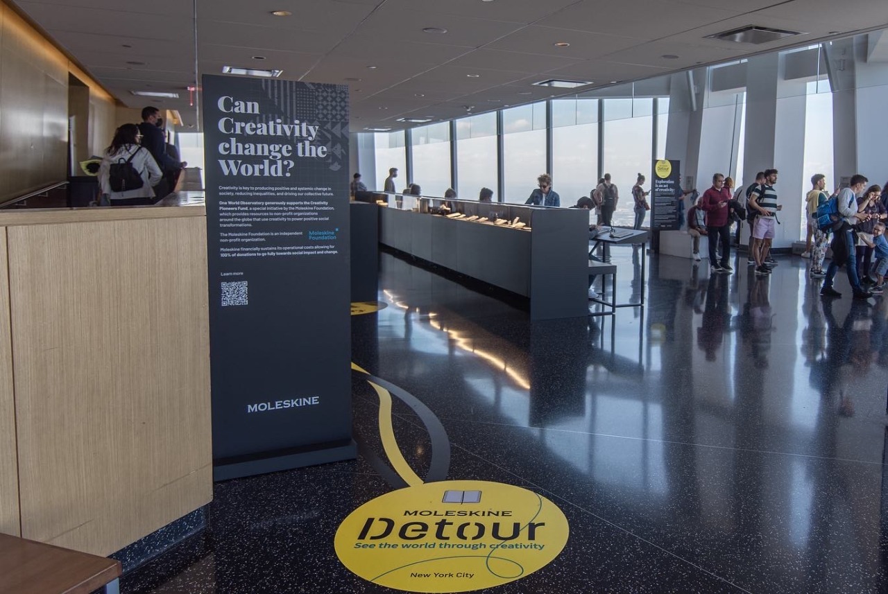 The artist’s book “VERTIGO” by LFC has been exhibited in New York 🇺🇸 at One World Observatory atop the One World Trade Center 👀
👉🏻 The exhibition “Detour: See the world through creativity” was curated by Moleskine Foundation + Moleskine featured more...