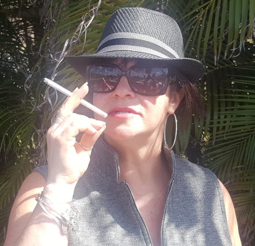 with over 3500 followers, i have to go undercover when i go outside as that is a lot of dick to suck